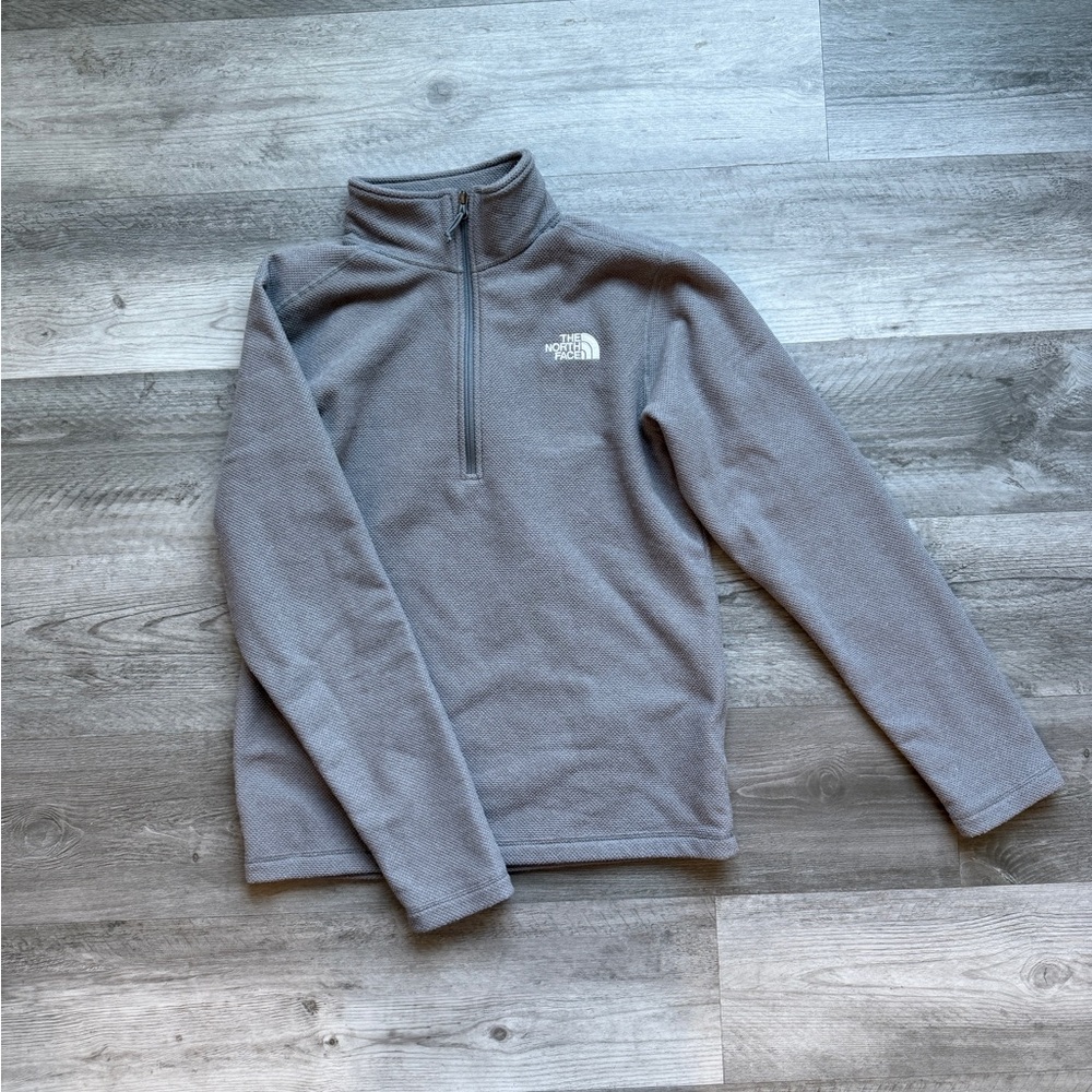 The North Face Light Gray Fleece Pullover